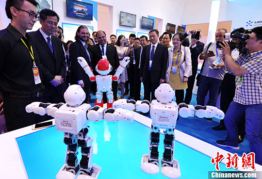 河北唐山 中东欧国家省州产业合作展亮相(图2)