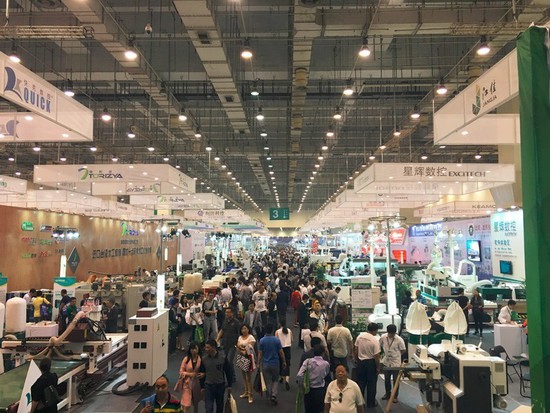 2016青岛国际家具展完美谢幕(图3) 2016青岛国际家具展完美谢幕(图3)