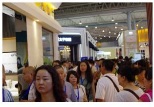 优家购再掀线下招商热潮 成都家具展盛大开幕(图2) 优家购再掀线下招商热潮 成都家具展盛大开幕(图2)